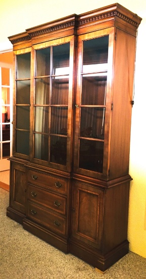 China Hutch Display Cabinet