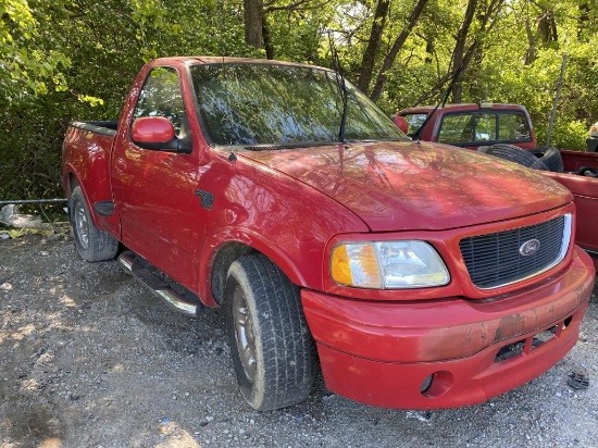 2003 Ford F150XLT Red Tow# 98786