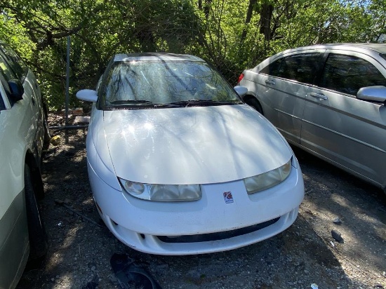 1999 Saturn SC White Tow# 98222