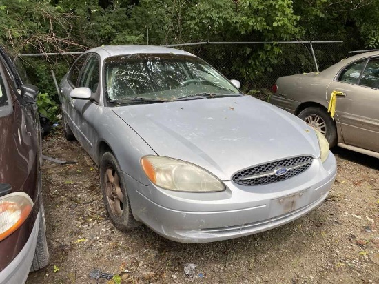 2002  FORD  TAURUS   Tow# 100294
