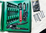 CRAFTSMAN Profession Tools in Green Case with smaller combination wrench set,