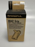 MAGPUL MIAD Gen 1.1 Grip Kit MAG520-FDE AR/M4 New