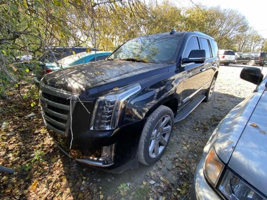 2015  CADILLAC  ESCALADE   Tow# 77077