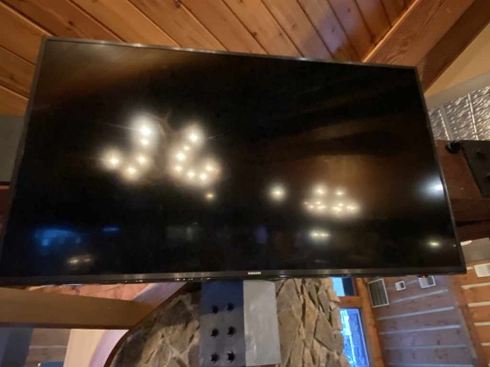 Samsung 50" TV Works All The Way