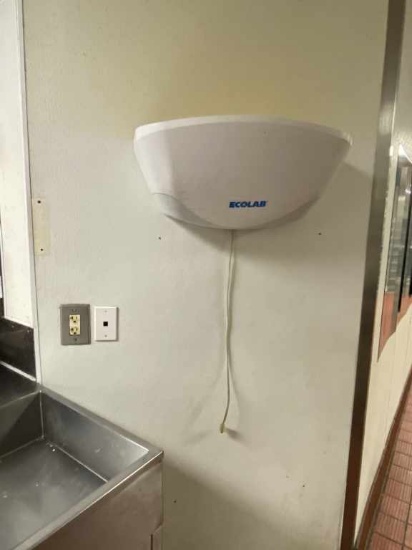 ECOLAB Large Wall Mount Bug Light