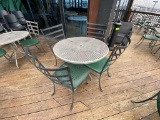 1 Round Metal Outdoor Table 4 Chairs