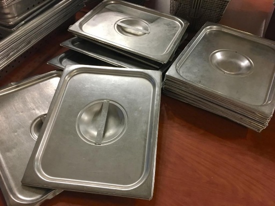 20 LIDS 12.5 x 10 Eight with Handles, Ten Without