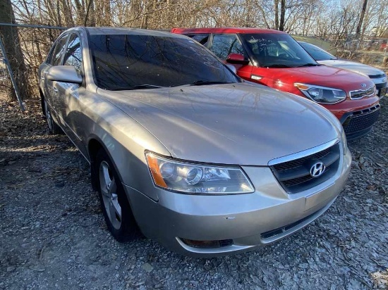 2008  HYUNDAI  SONATA   Tow# 104433