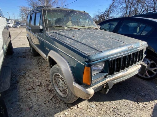 1996  JEEP  CHEROKEE   Tow# 104438