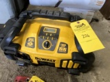 DeWalt 2800 Peak Amp Jump Starter 1000-Watt Power