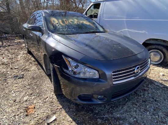 2010  NISSAN   MAXIMA   Tow# 105859