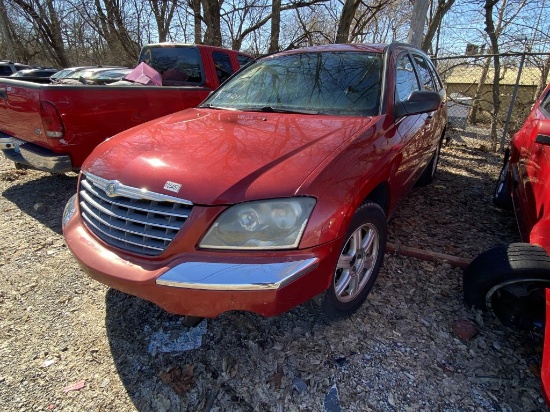 2005  CHRYSLER  PACIFICA   Tow# 105457