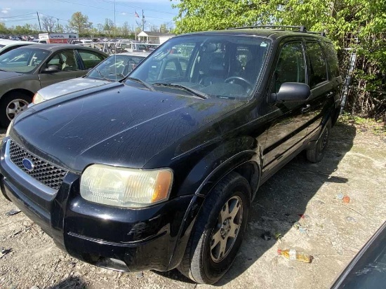 2004  FORD  ESCAPE   Tow# 106015