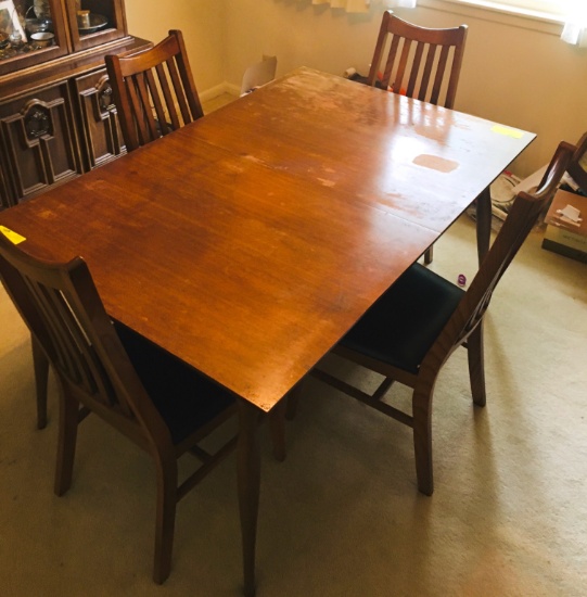 Dinning Table w/ 6 Chairs
