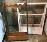 2 Wall Mount Gun Racks