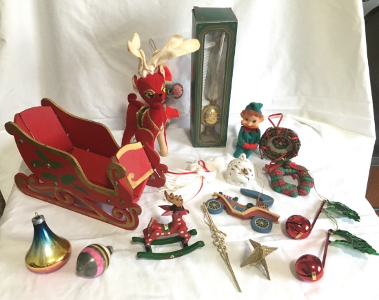 Vintage Glass Mod Designed Glass Ornaments,