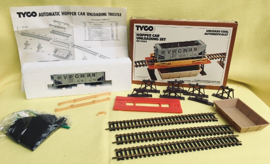 1975 Tyco Automatic Hopper Car Unloading Trestle Ho Scale
