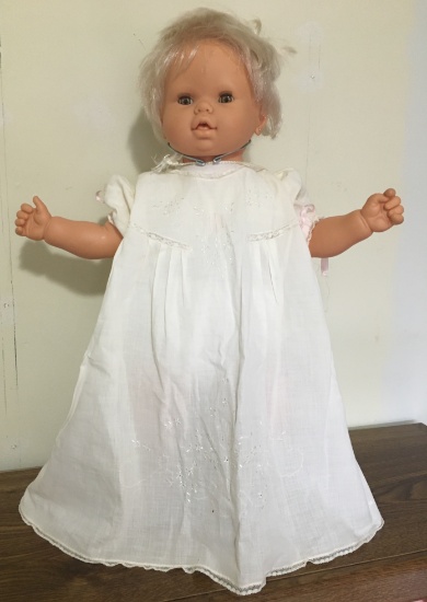 Doll By B.B. Made In Spain. Closing Eyes, Passifer, Missing 1 Earring. Vintage White Dress