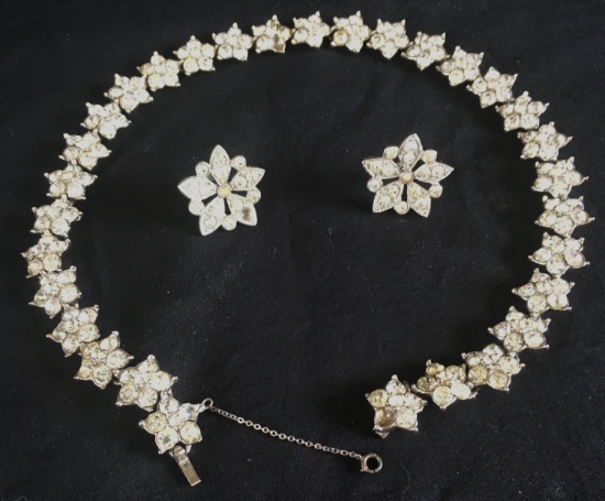 Vintage Jewelry Star Pattern Necklace & Clip On Earrings - Silver With Clear Rhinestones