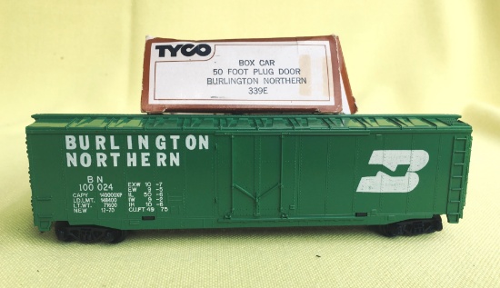 Tyco #339E Box Car 50 Foot Plug Door Burlington Northern Made In Usa