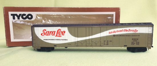 Tyco Box Car 50 Foot Plug Door Sara Lee Made In Hong Kong