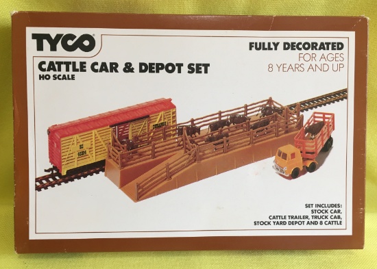 Tyco No. 935 Cattle Car & Depot Set (1977)
