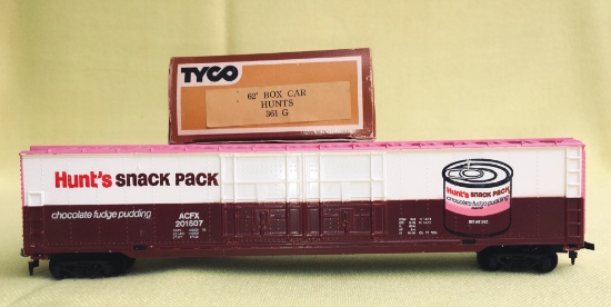 Tyco #361 G 62 FT Box Car Hunts