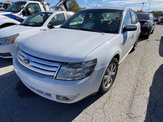 2008  Ford  Taurus, Color- white ,  Unit# 3601