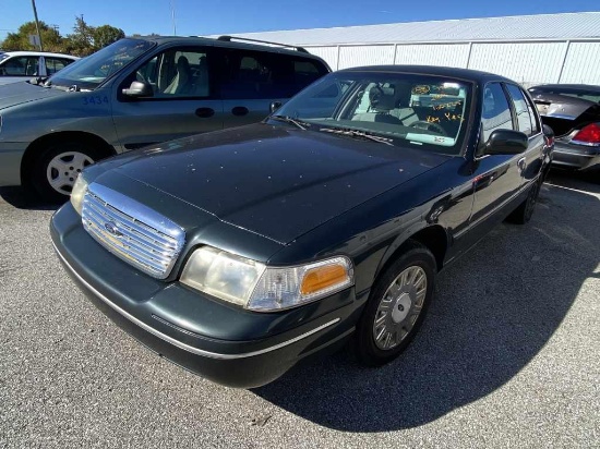 2003  FORD   Crown Vic, Color- BLACK ,  Unit# 1569