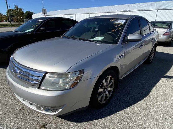 2008  FORD   TAURUS, Color- SILVER ,  Unit# 3638