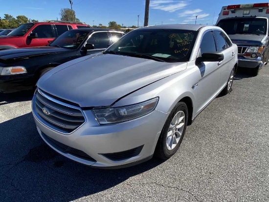 2013  FORD   TAURUS, Color- SILVER ,  Unit# 3837