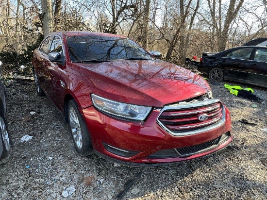 2015 Ford Taurus Tow# 100796