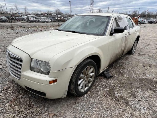 2008 Chrysler 300 Tow# 113803