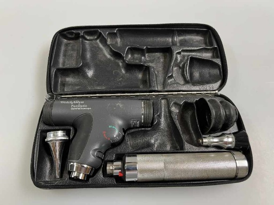 Welch Allyn Panoptic OPHTHALMOSCOPE