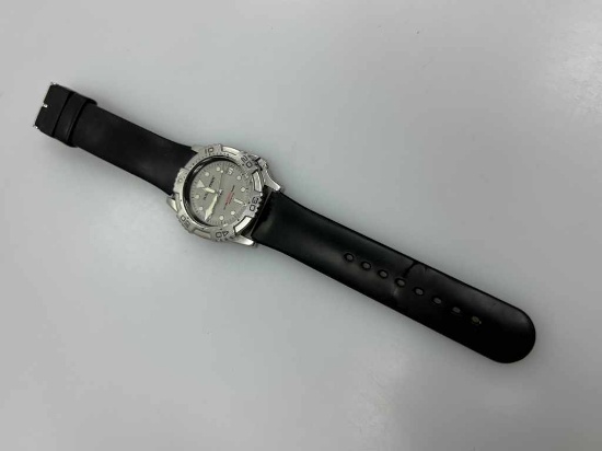 US Divers Wrist Watch