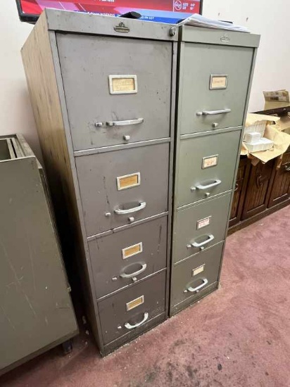 2 Metal 4 Drawer File Cabinets