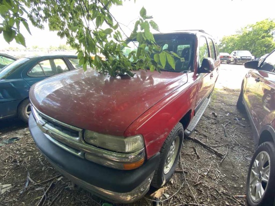 2001 Chevy Tahoe Tow# 115305