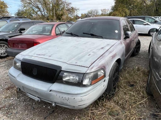 2004 Mercury Grand Marquis Tow# 3913