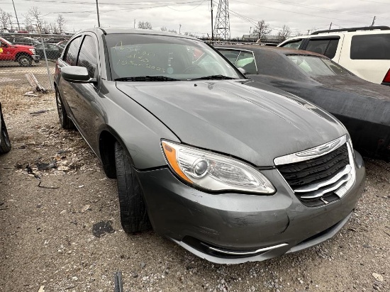 2012 Chrysler 200 Tow# 5455