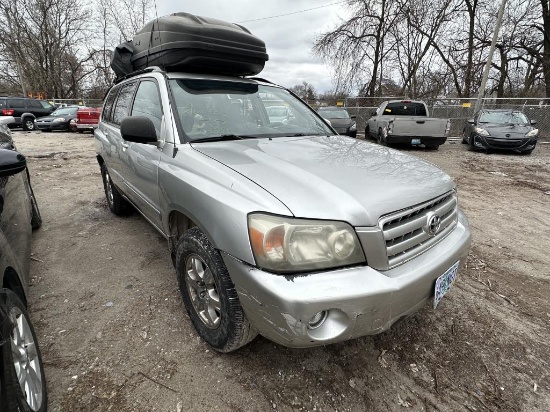 2007 Toyota Highlander Tow# 5174