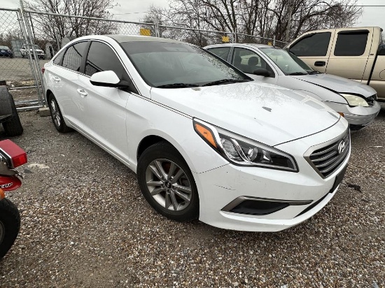 2017 Hyundai Sonata Tow# 5470