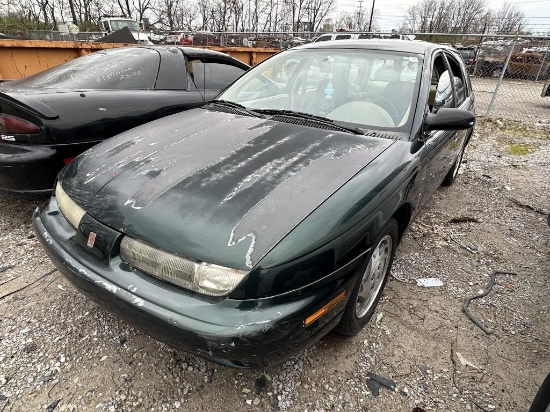 1997 Saturn SW2 Tow# 6001