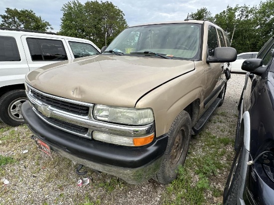 2005 Chevrolet Tahoe Tow# 7483