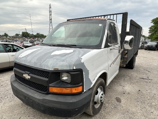 2003 Chevrolet Express Tow# 7716