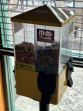 Candy/Nut $.25 Gumball Machine