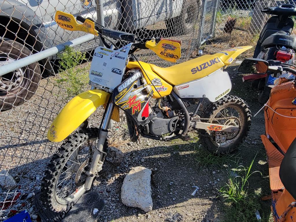 1997 Suzuki RM80 Tow# 9460 | Proxibid 1997 Suzuki RM80 Tow# 9460 | Proxibid