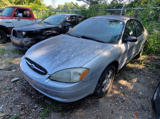 2002 Ford Taurus Tow# 9319