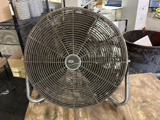 SMC Small Floor Fan