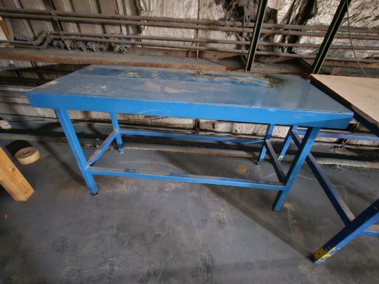 Metal Work Table Measures 5'x2.5'x2.5'