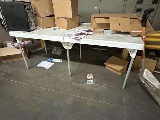 White 6ft Fold-Up Table - No Contents